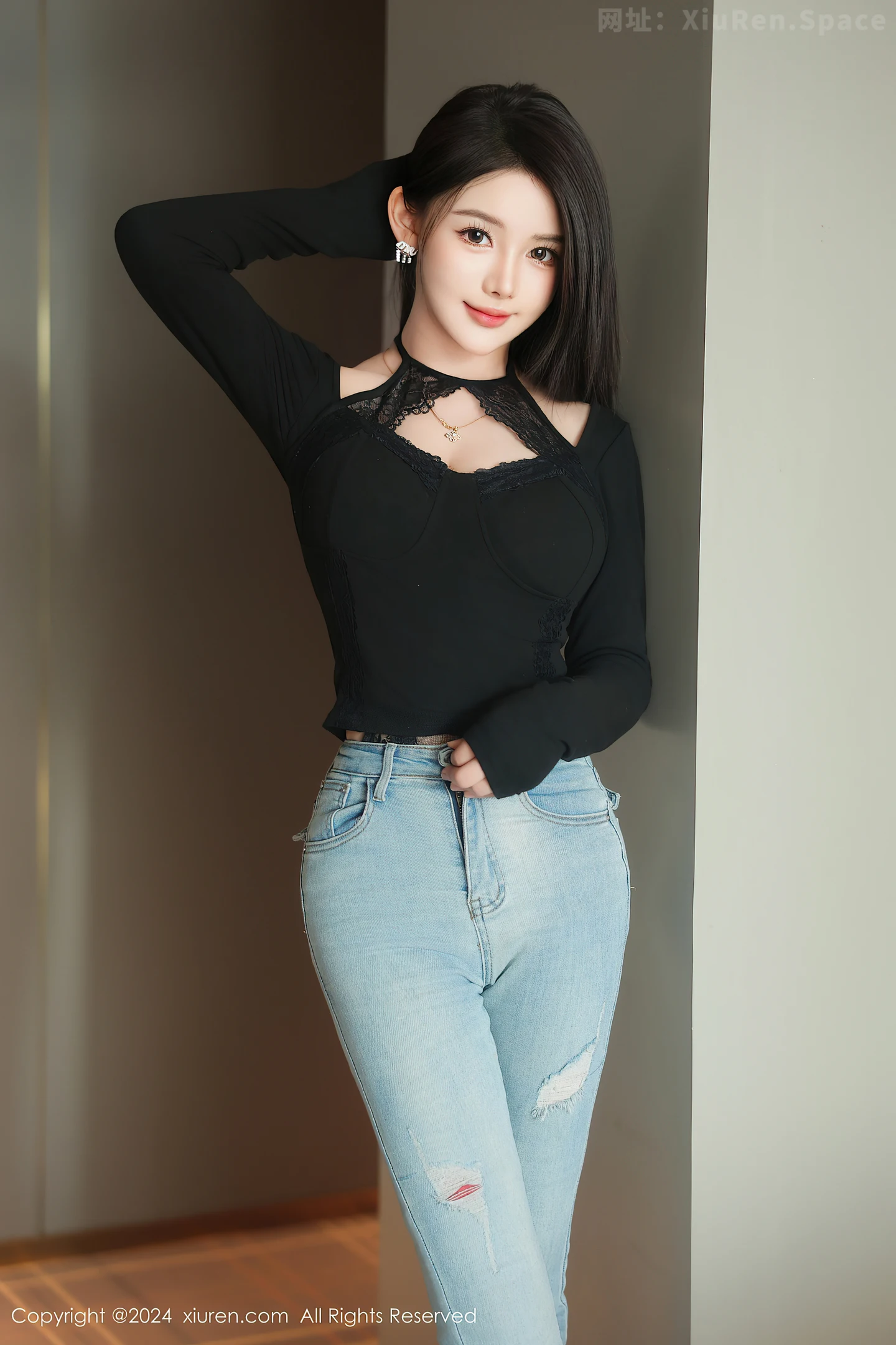 图片[5]-[XiuRen秀人网] VOL.9666 模特爱酱里私房性感黑色情趣服饰配黑丝吊袜秀曼妙身姿诱惑写真77P-秀人网官方网站